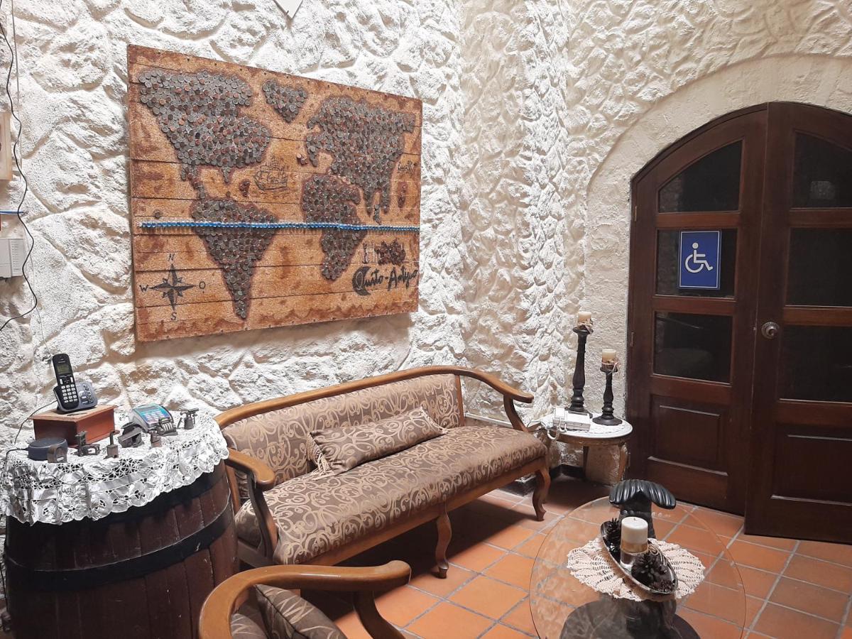 Hotel Quito Antiguo Εξωτερικό φωτογραφία